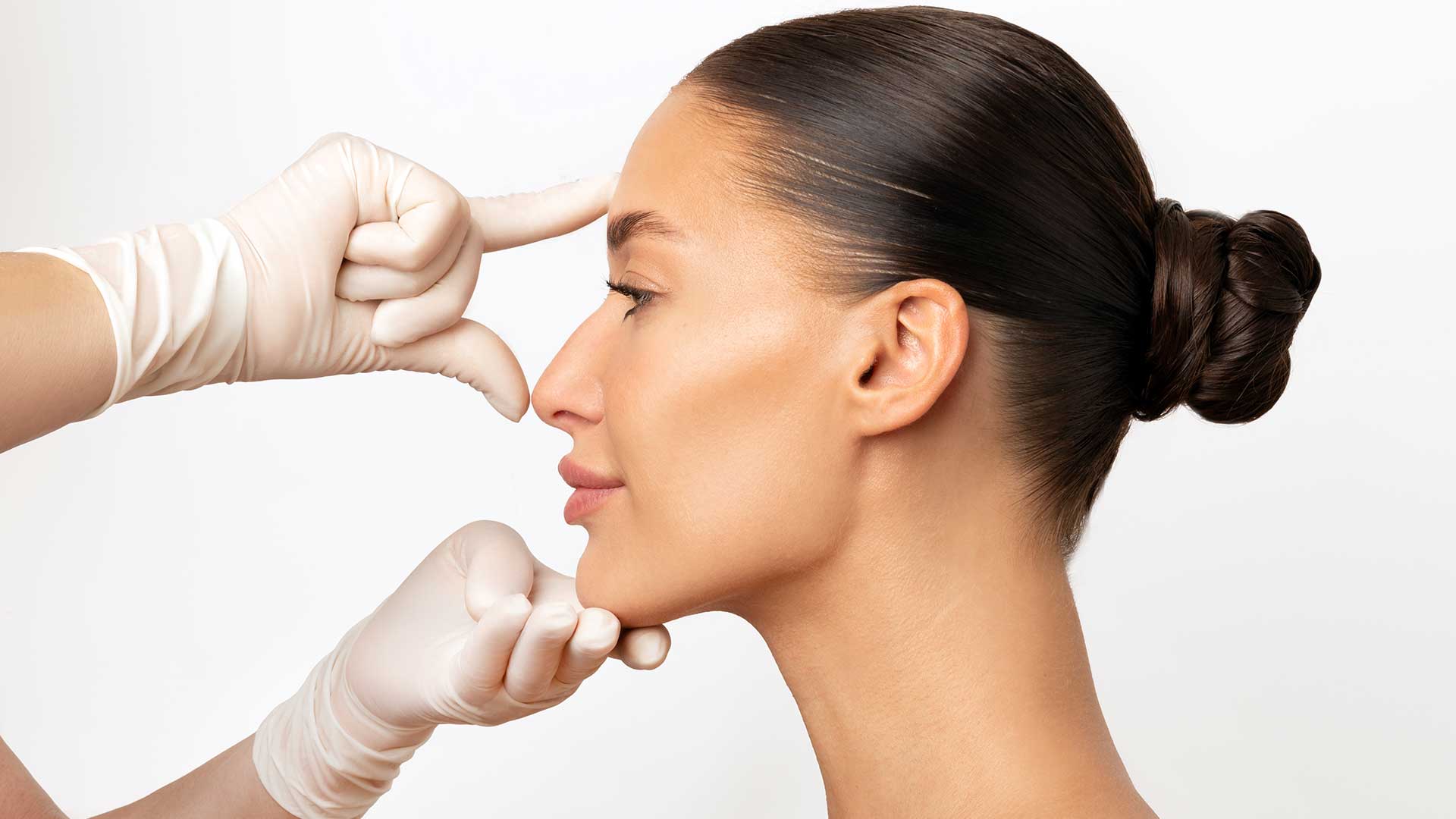 Pourquoi opter pour une rhinoplastie ?